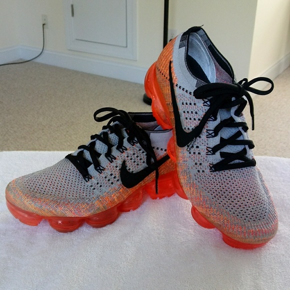 Nike Shoes - Nike Air Vapormax
